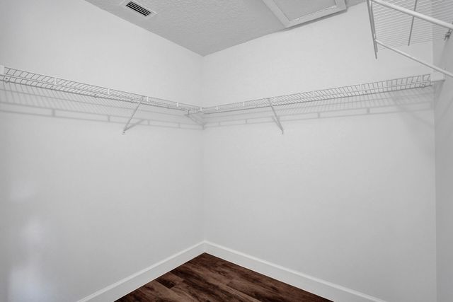 9821 NW 5th Place, Plantation, FL 33324