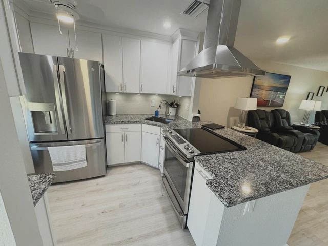 2465 NORTHSIDE DRIVE 2204, Clearwater, FL 33761