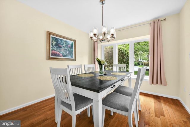 301 FOX RUN, Exton, PA 19341