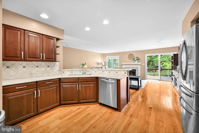 301 FOX RUN, Exton, PA 19341