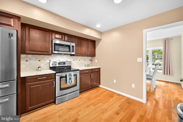 301 FOX RUN, Exton, PA 19341