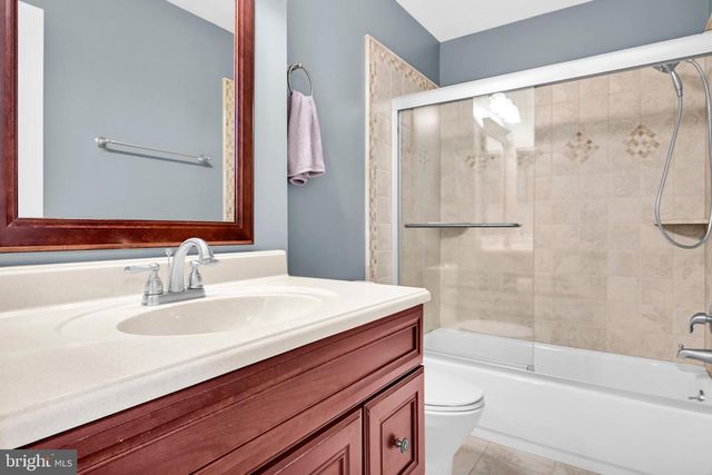 301 FOX RUN, Exton, PA 19341