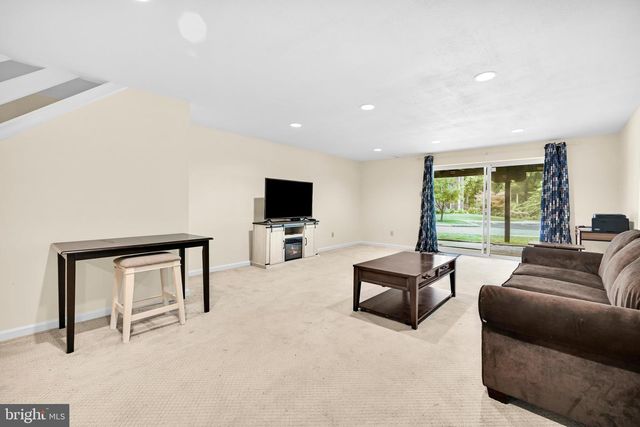 301 FOX RUN, Exton, PA 19341