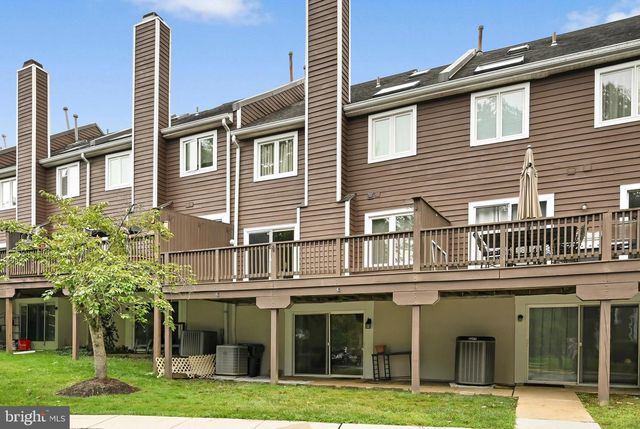 301 FOX RUN, Exton, PA 19341