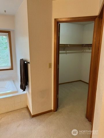 32021 SE 291 Street, Ravensdale, WA 98051