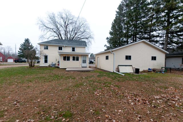 406 N 10th Street, Cameron, WI 54822