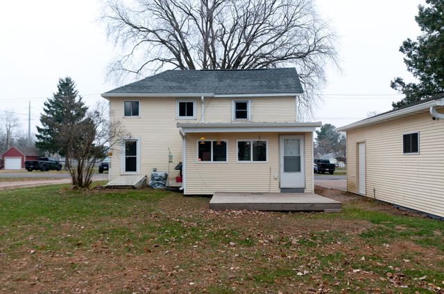 406 N 10th Street, Cameron, WI 54822