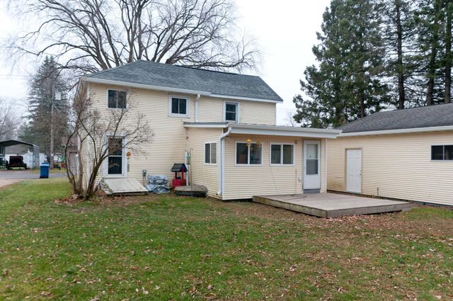 406 N 10th Street, Cameron, WI 54822