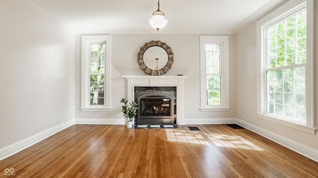 4330 Central Avenue, Indianapolis, IN 46205