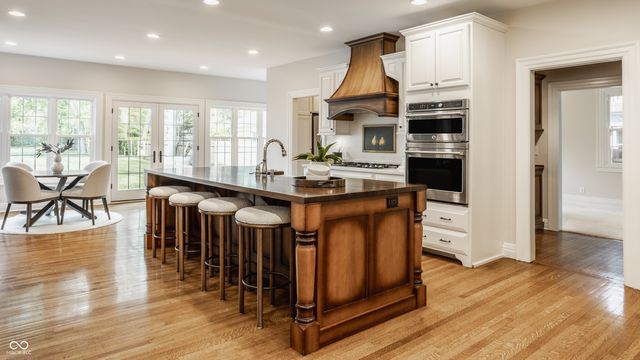 4330 Central Avenue, Indianapolis, IN 46205