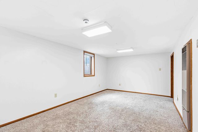 1513 11th Street N, Fargo, ND 58102