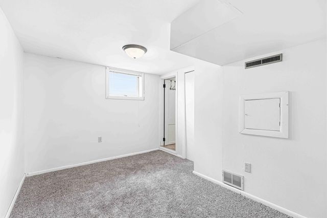 1513 11th Street N, Fargo, ND 58102