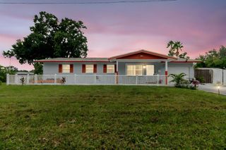 7200 8TH STREET N, St Petersburg, FL 33702