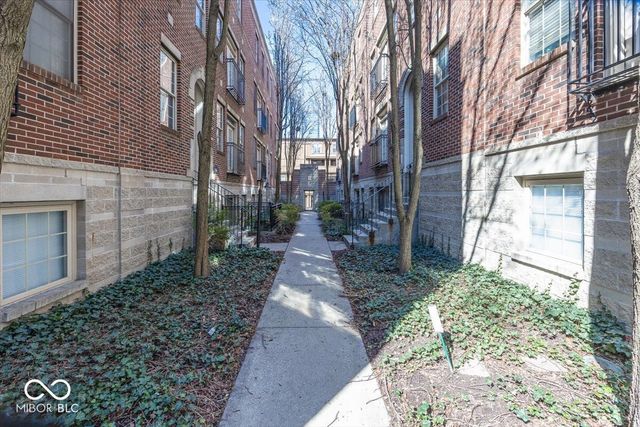 226 N Cleveland Street B, Indianapolis, IN 46204