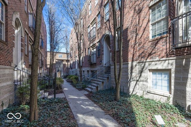 226 N Cleveland Street B, Indianapolis, IN 46204