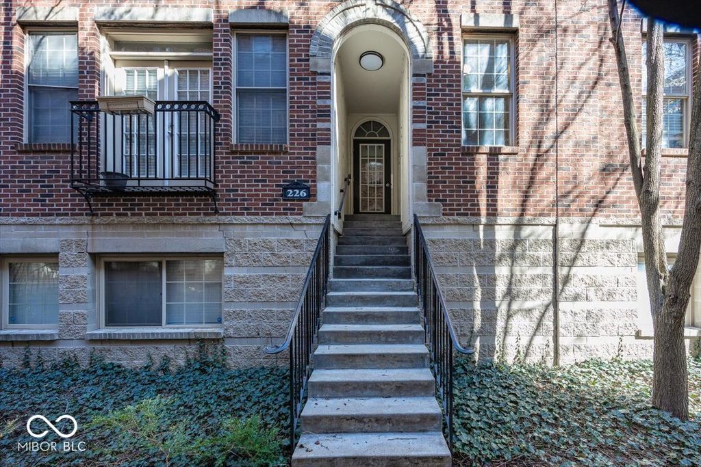 226 N Cleveland Street B, Indianapolis, IN 46204