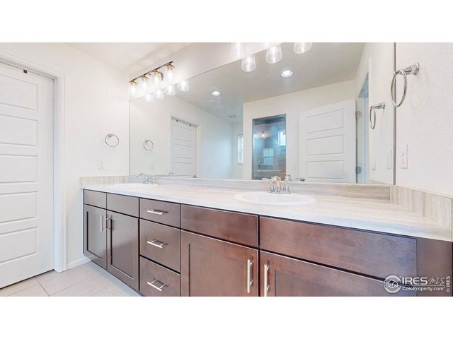 10570 Worchester Dr, Commerce City, CO 80022