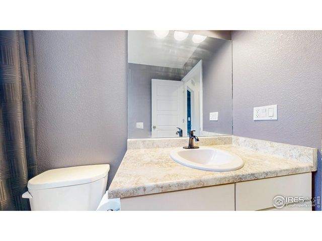 10570 Worchester Dr, Commerce City, CO 80022