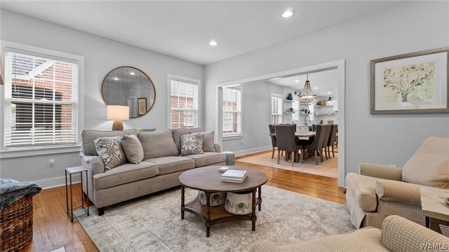 1021 Myrtlewood, Tuscaloosa, AL 35401