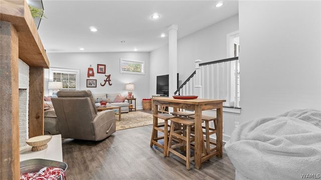 1021 Myrtlewood, Tuscaloosa, AL 35401