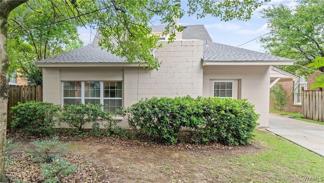 1021 Myrtlewood, Tuscaloosa, AL 35401