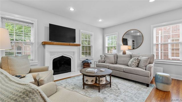 1021 Myrtlewood, Tuscaloosa, AL 35401