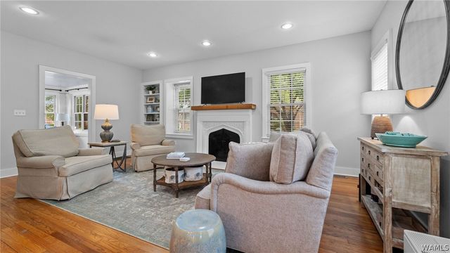 1021 Myrtlewood, Tuscaloosa, AL 35401