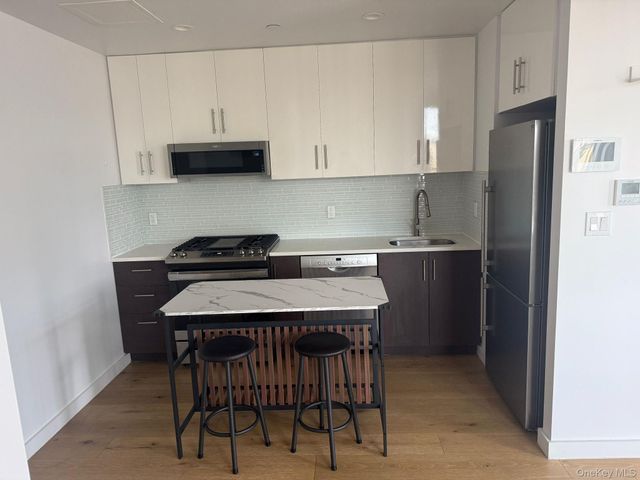 97-29 64TH RD 6G, Rego Park, NY 11374