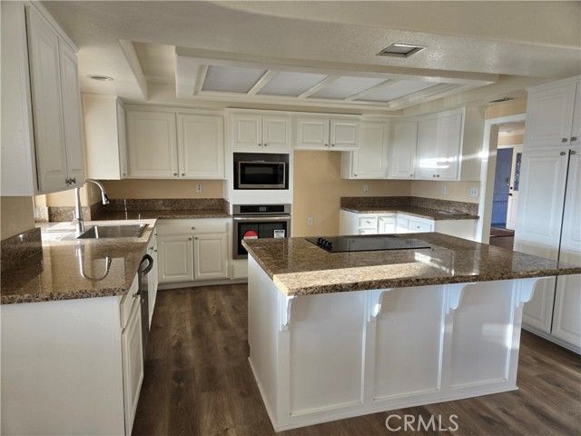 19345 Oneida Road, Apple Valley, CA 92307