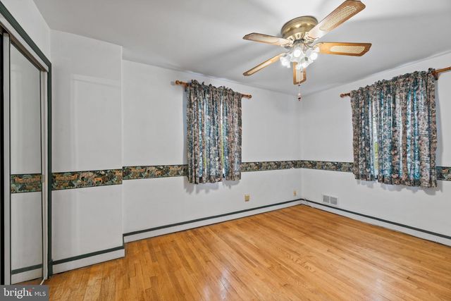 5511 MEDWICK GARTH N, Baltimore, MD 21228