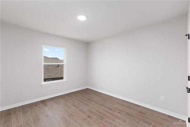 1417 E Silos Avenue, Edinburg, TX 78542