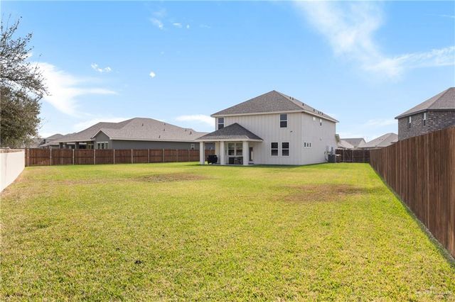 1417 E Silos Avenue, Edinburg, TX 78542