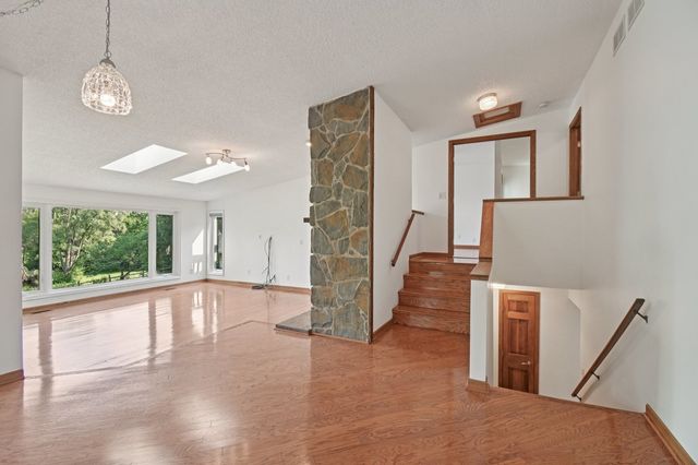 38W608 Sunvale Drive, Elgin, IL 60124