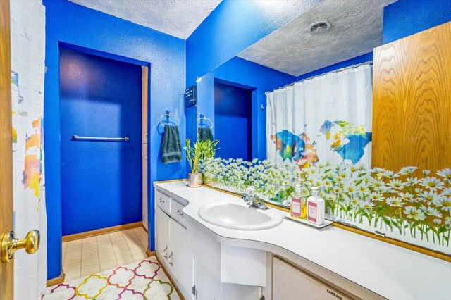 620 2nd Street SE, Forest Lake, MN 55025