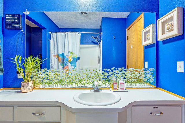 620 2nd Street SE, Forest Lake, MN 55025