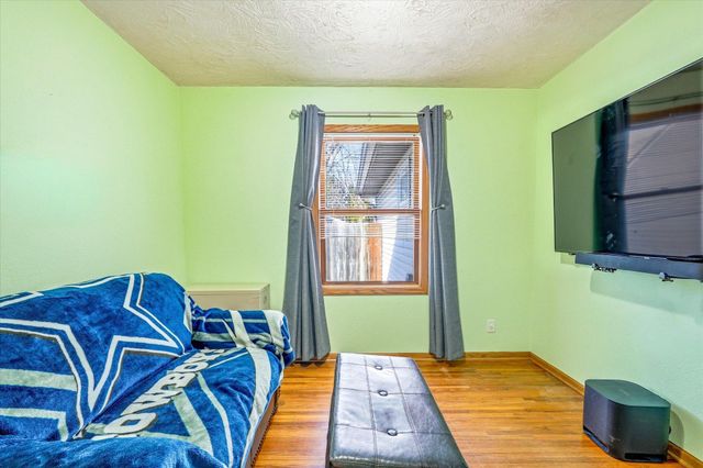 620 2nd Street SE, Forest Lake, MN 55025