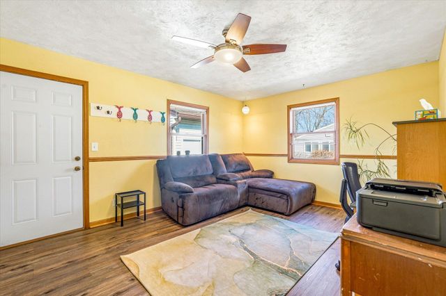 620 2nd Street SE, Forest Lake, MN 55025