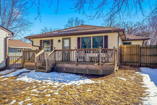 620 2nd Street SE, Forest Lake, MN 55025