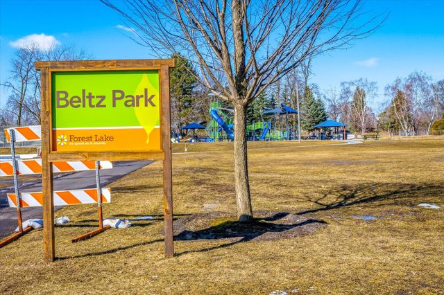 620 2nd Street SE, Forest Lake, MN 55025