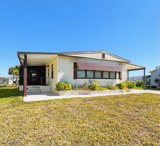 16209 Asheboro CT, Fort Myers, FL 33908