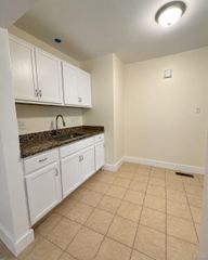 6190 Grayton Street, Detroit, MI 48224