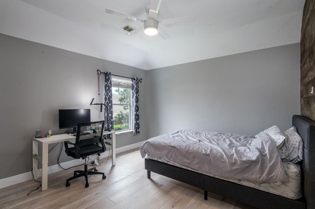 20011 Castlegreen Drive, Spring, TX 77388