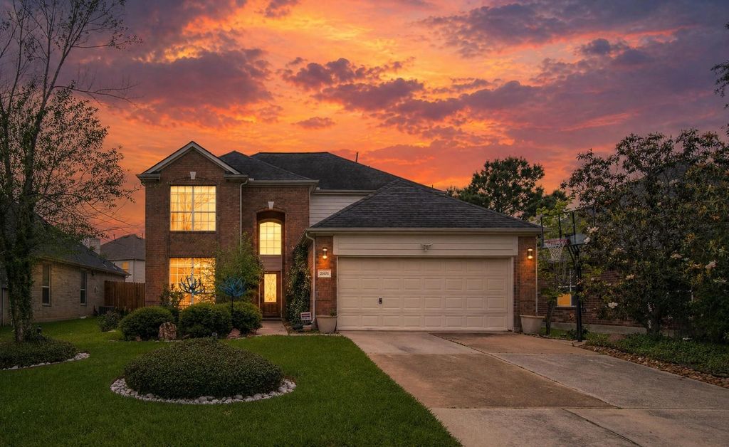 20011 Castlegreen Drive, Spring, TX 77388