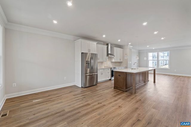 3056 FARROW CIR, Charlottesville, VA 22901