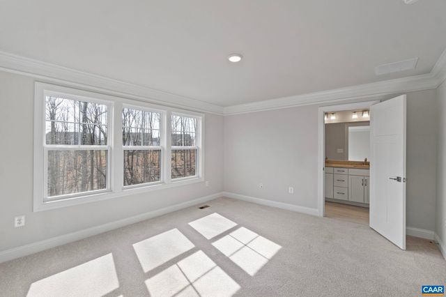 3056 FARROW CIR, Charlottesville, VA 22901