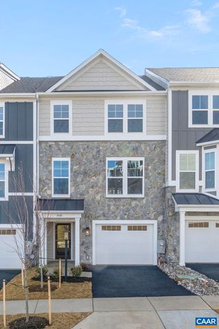 3056 FARROW CIR, Charlottesville, VA 22901