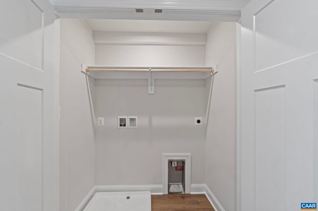 3056 FARROW CIR, Charlottesville, VA 22901