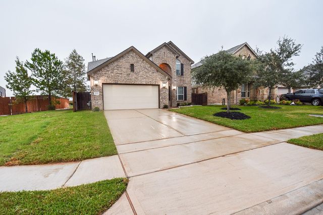 18618 Weeping Spring Drive, Cypress, TX 77429