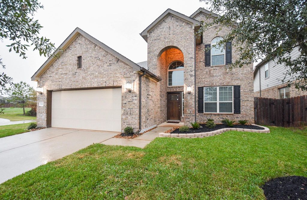 18618 Weeping Spring Drive, Cypress, TX 77429