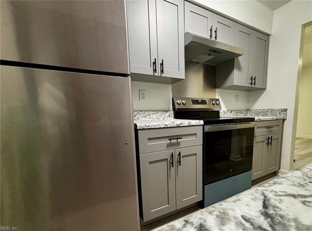 4605 Hardy Ct Apt B, Suffolk, VA 23435